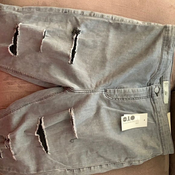 Topshop Denim - Brand new topshop ripped Joni jeans